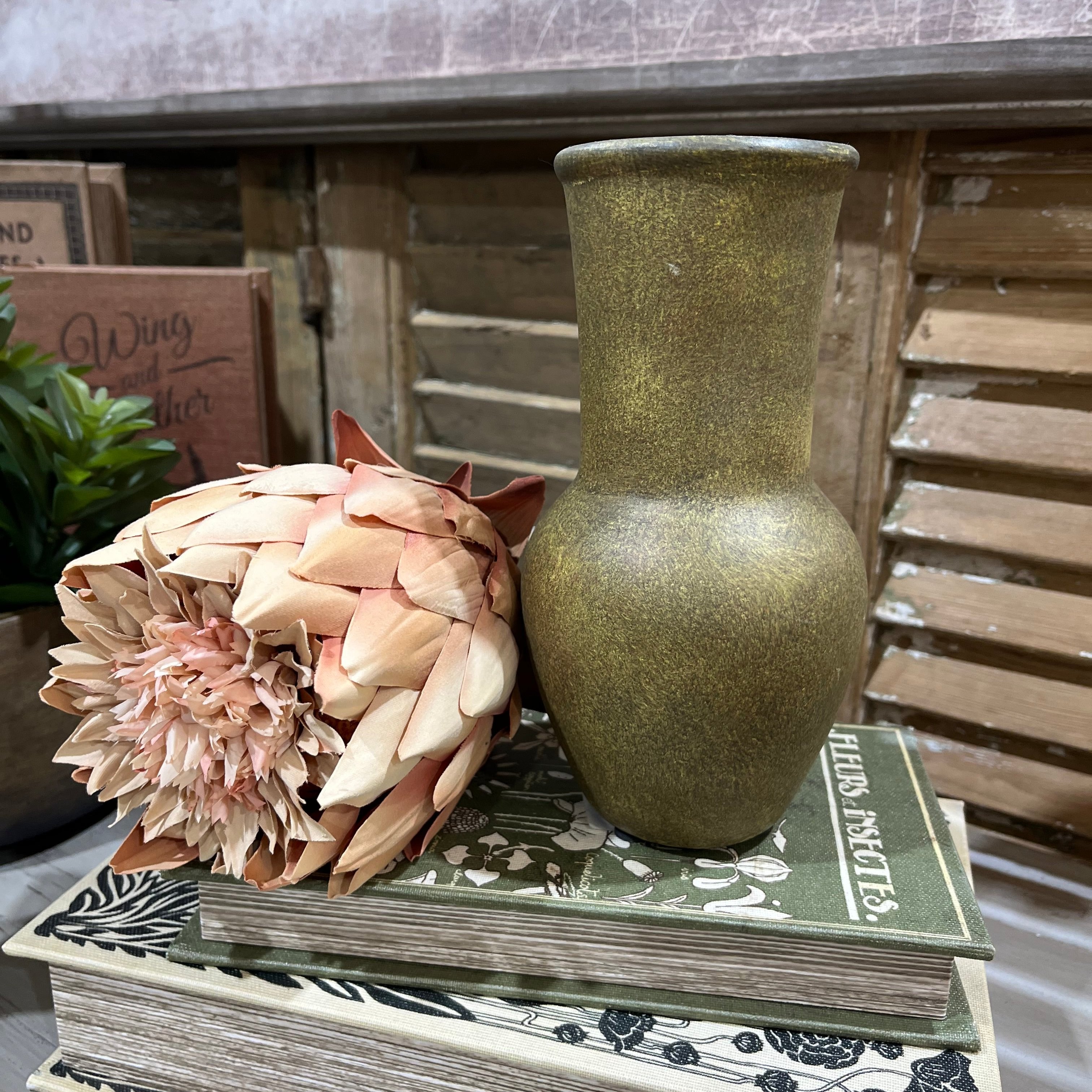 TERRACOTTA CERAMIC VASE, Medium