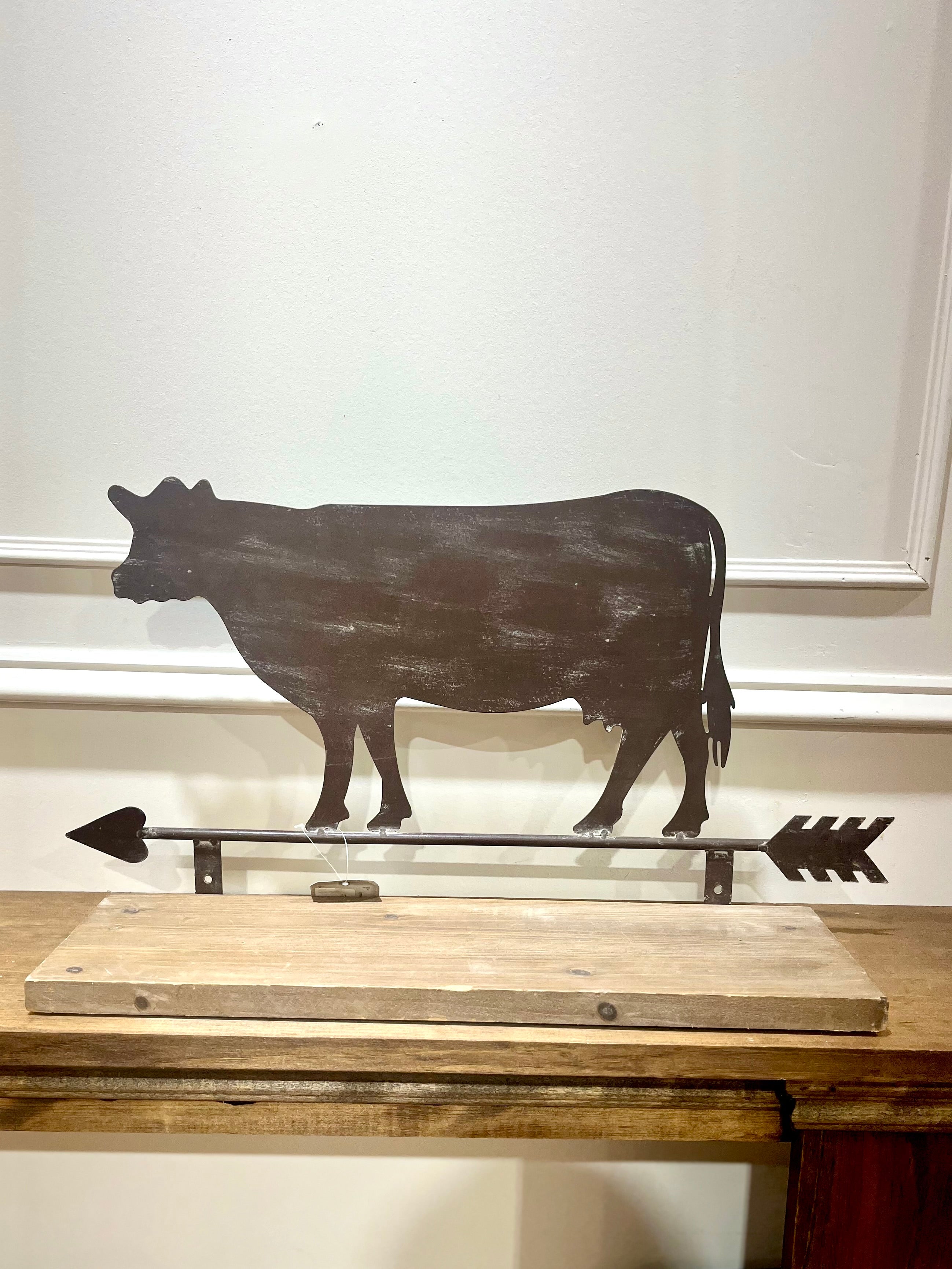 22" metal cow shelf