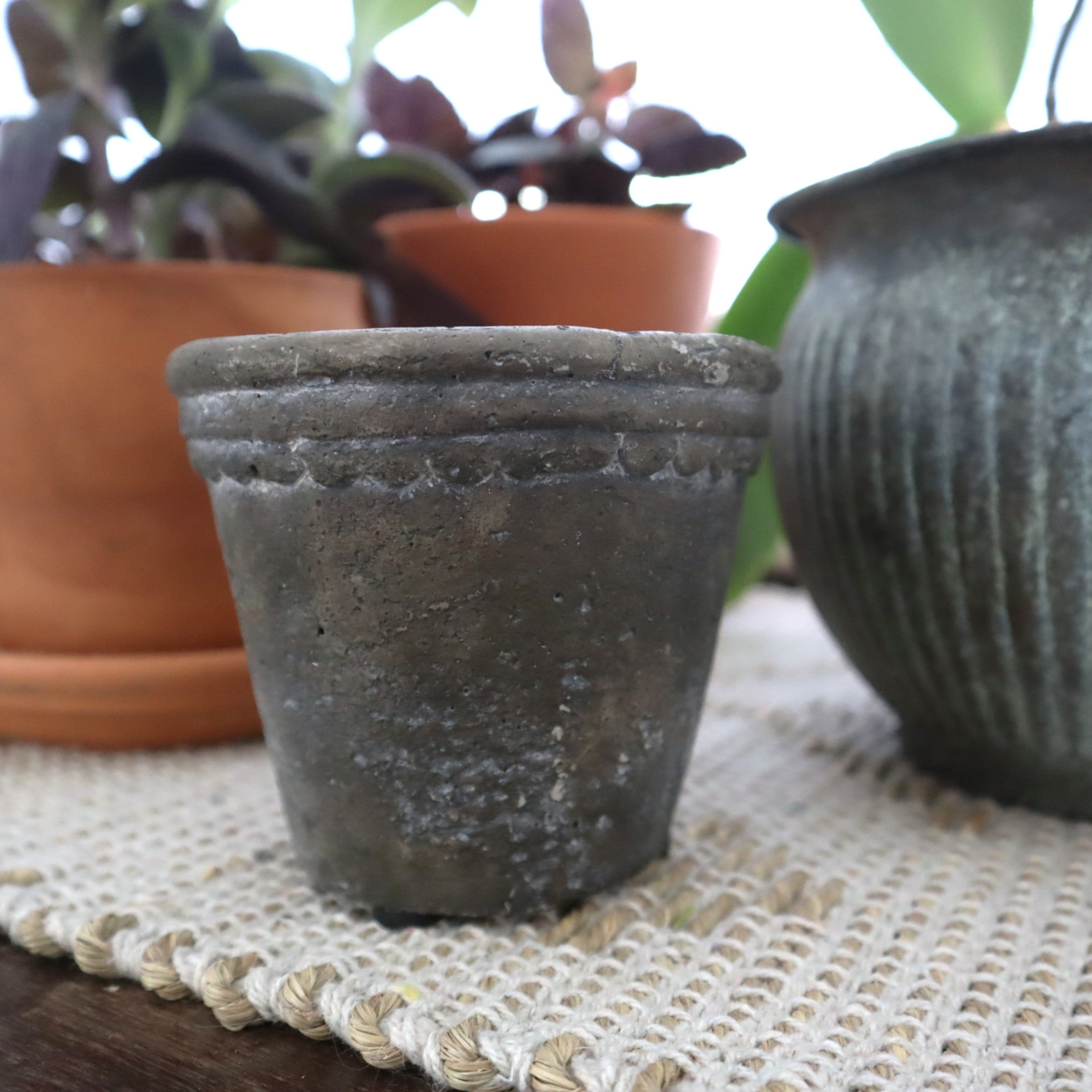 Cement Scalloped Pot, Charcoal