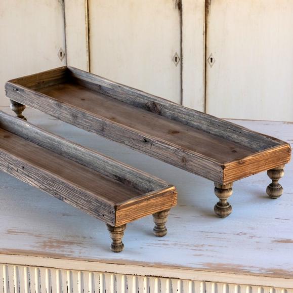 WOODEN SERVING TRAY ON TURNED LEGS, Large