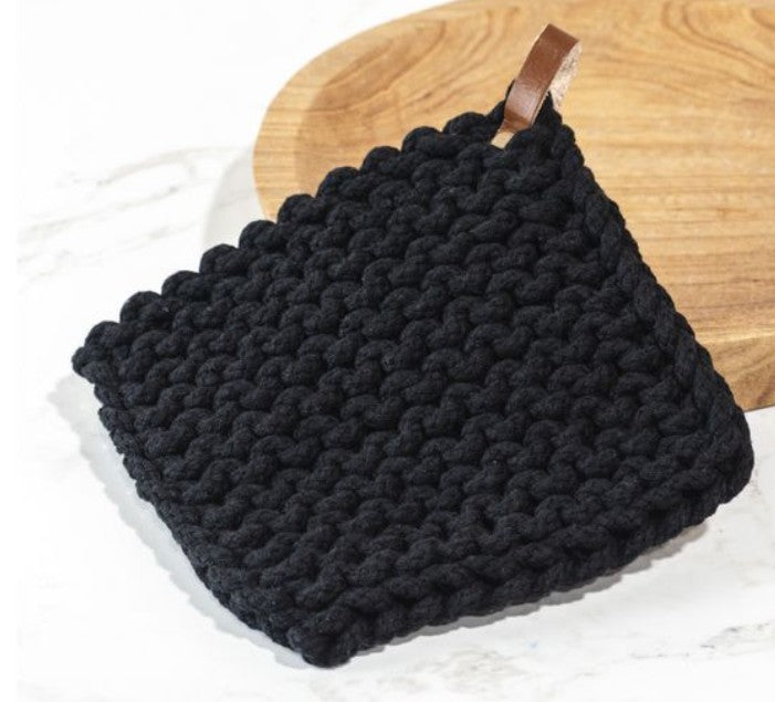 LEATHER STRAP KNIT POT HOLDER