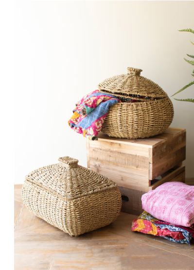 WOVEN VINE BASKET WITH LID