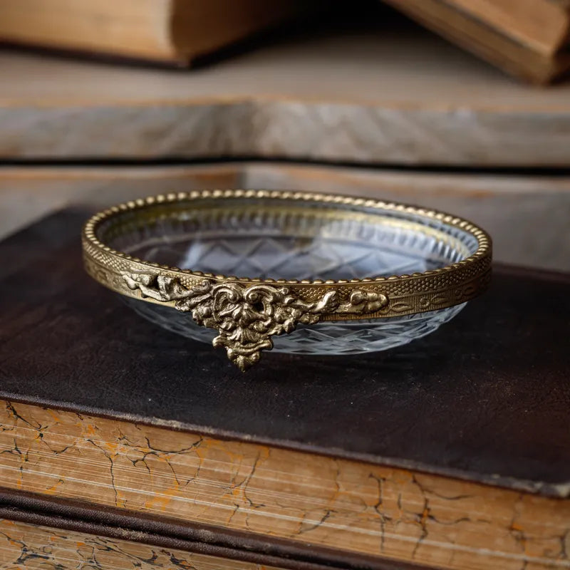 Madame's Oval Soap Dish