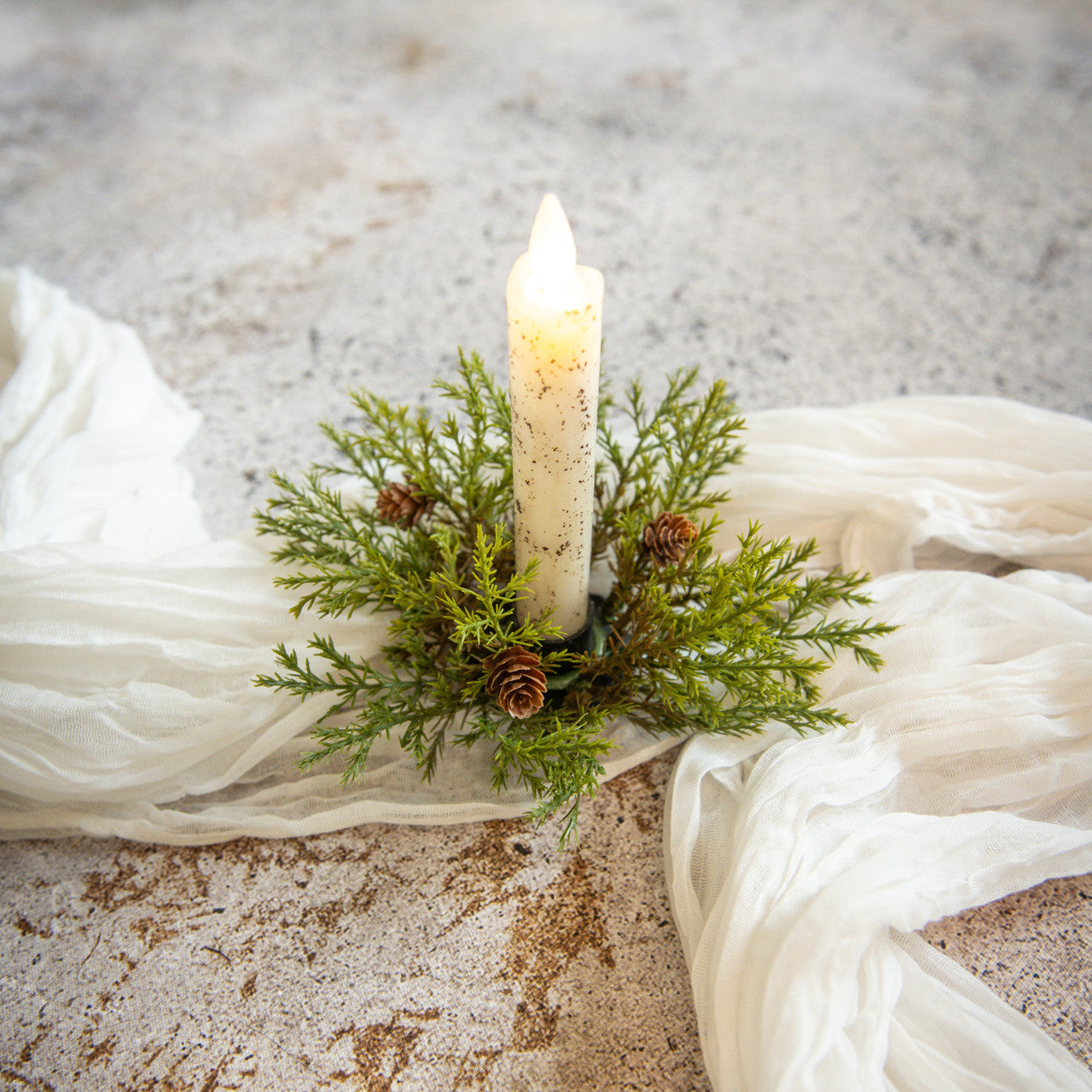 PRICKLY PINE TAPER CANDLE RING