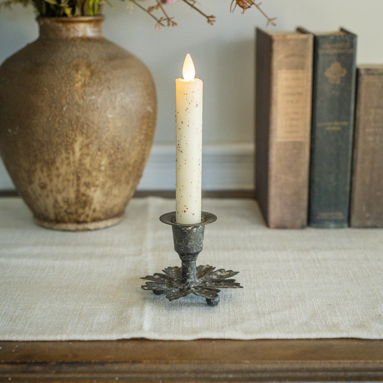 RUSTIC LEAF TAPER CANDLE HOLDER