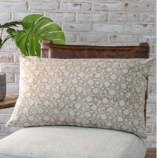 SANDY FLORAL PILLOW