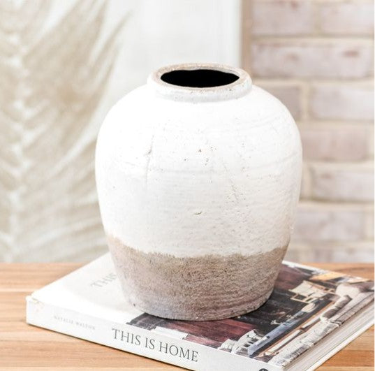 8.9" FRENCH WHITE VASE
